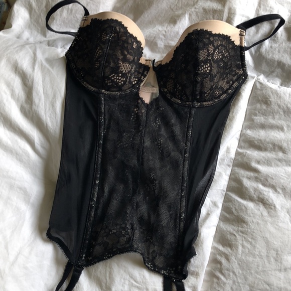 Victorias Secret Lingerie Set - Picture 4 of 10